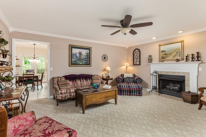 249 Autumn Trl, Ringgold, GA 30736