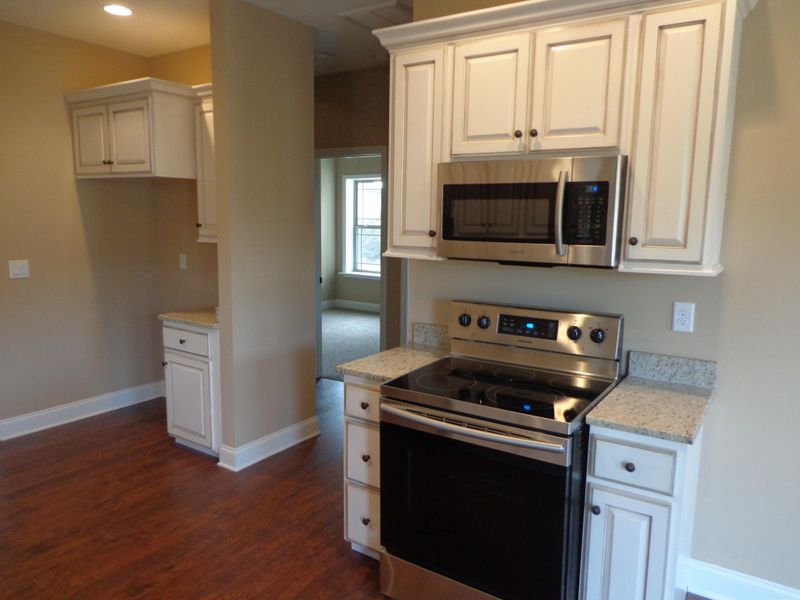 136 Sycamore Dr, Chickamauga, GA 30707