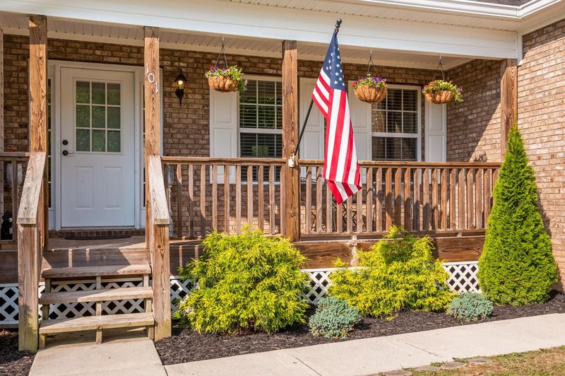 101 Lori Ln, Ringgold, GA 30736