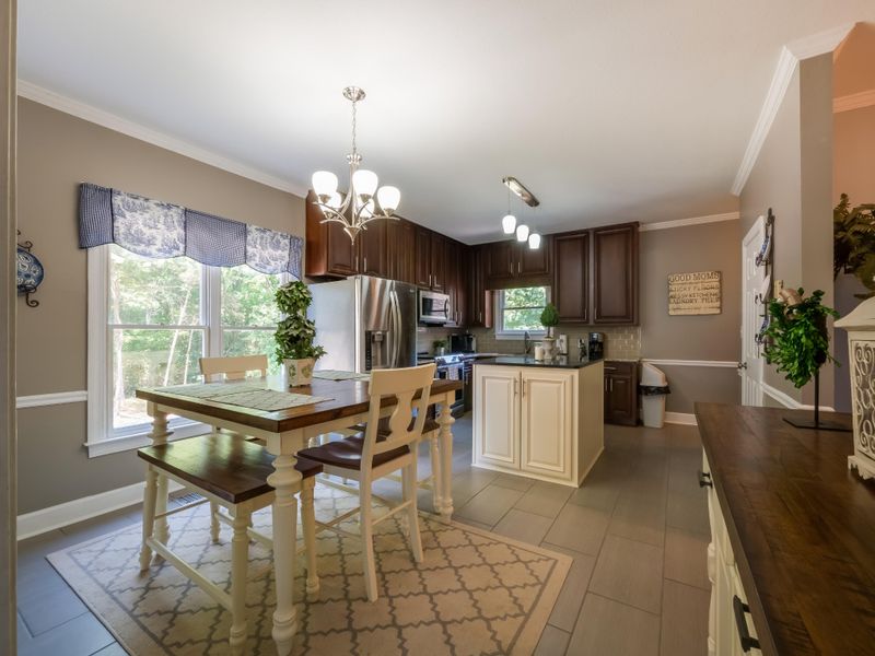 129 Hunter Dr, Chickamauga, GA 30707