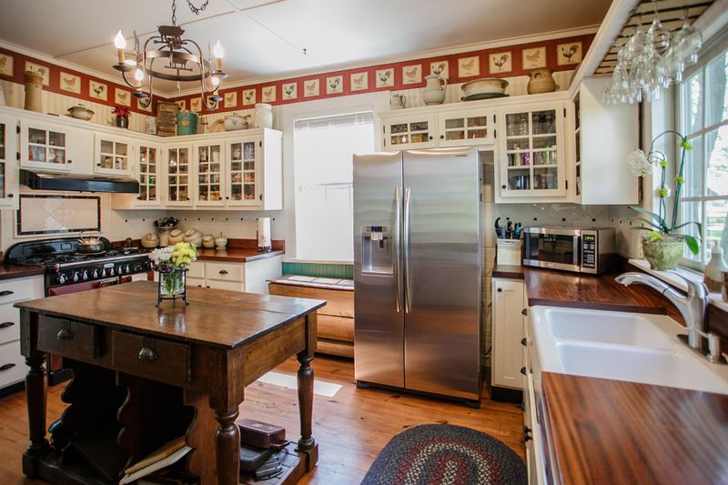 1093 Red Belt Rd, Chickamauga, GA 30707
