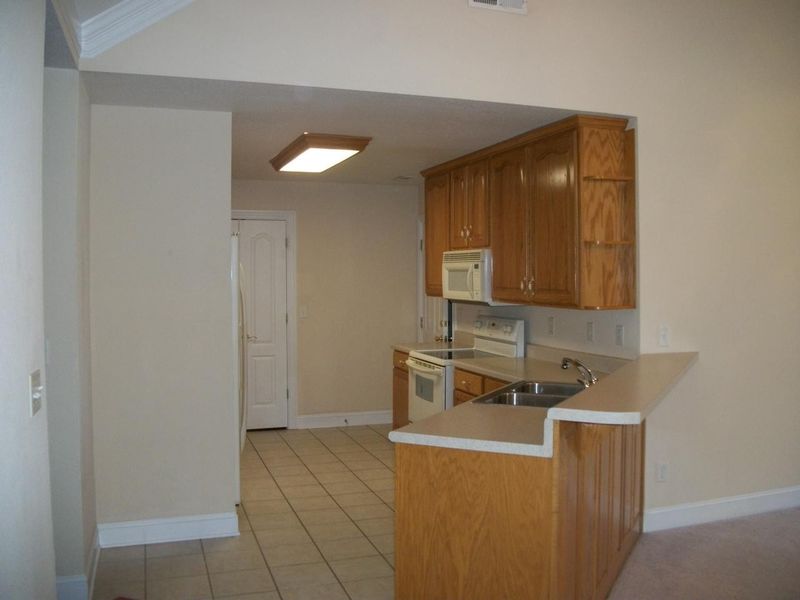 153 Briarstone Dr, Rossville, GA 30741