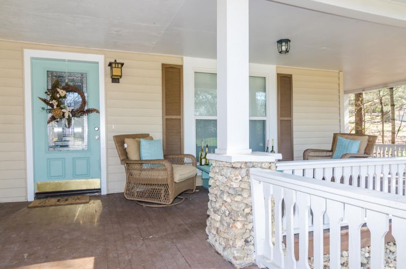 40 Pursley Dr, Ringgold, GA 30736