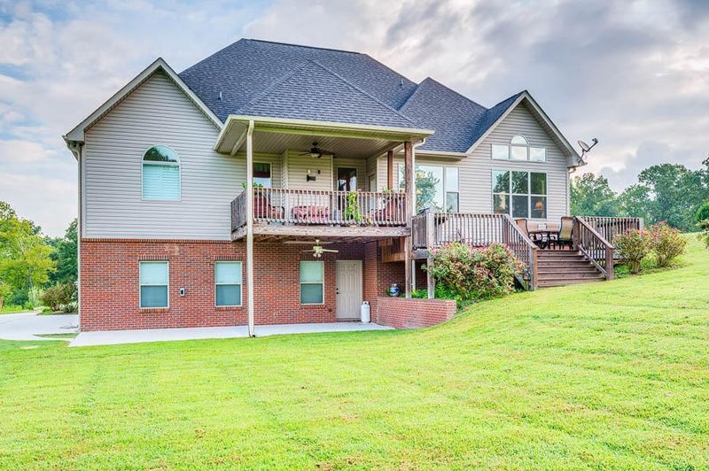 220 Ashville Dr, Ringgold, GA 30736