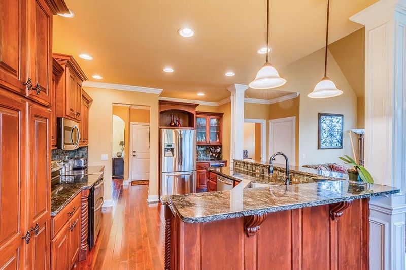 220 Ashville Dr, Ringgold, GA 30736