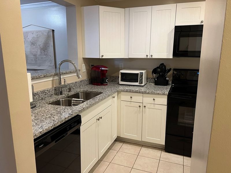 1130 Tree Top Way Apt 1302, Knoxville, TN 37920