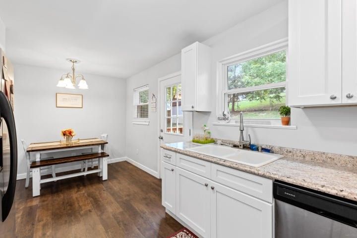 400 Lawrence Dr, Ringgold, GA 30736