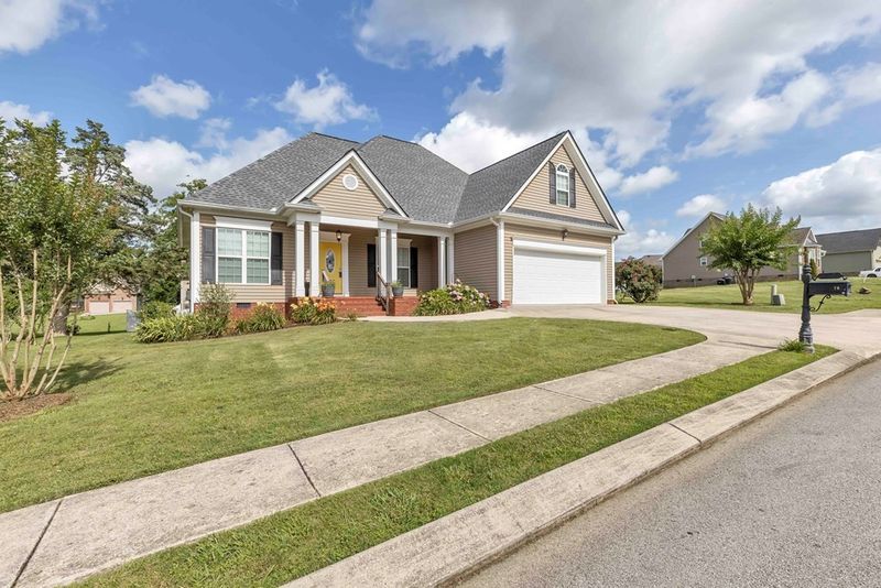 76 Hunting Ridge Cir, Rock Spring, GA 30739