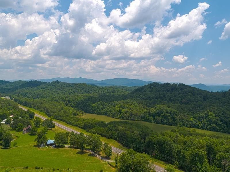 2780 Highway 72 E, Maryville, TN 37801