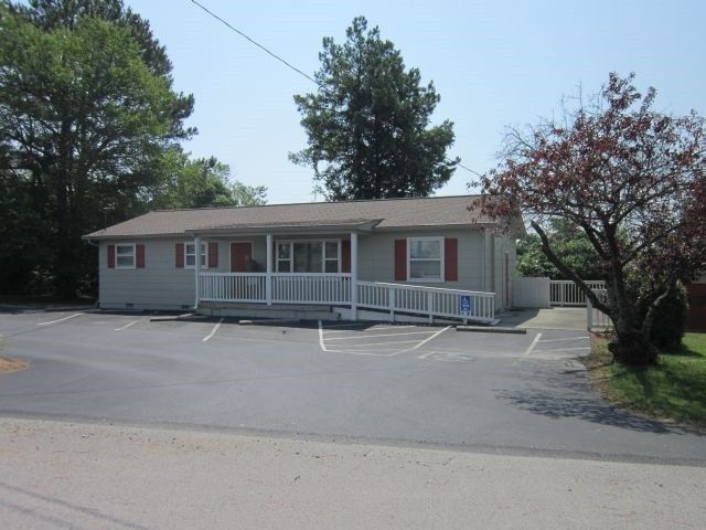 10316 Starkey Ln, Knoxville, TN 37932