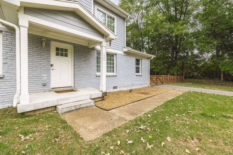 122 Gail Dr, Hendersonville, TN 37075