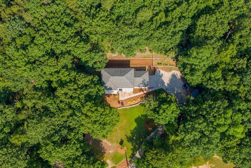 1207 Arabian, Dalton, GA 30721