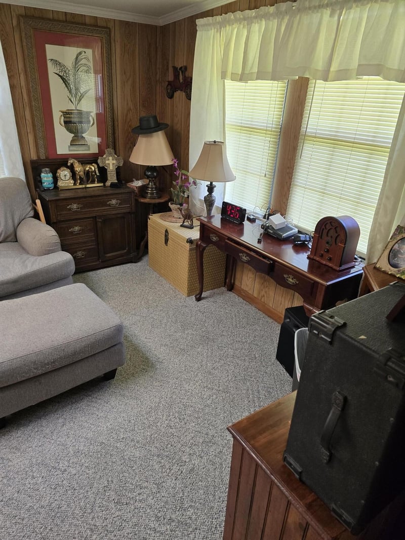 191 Moore St, Summerville, GA 30747