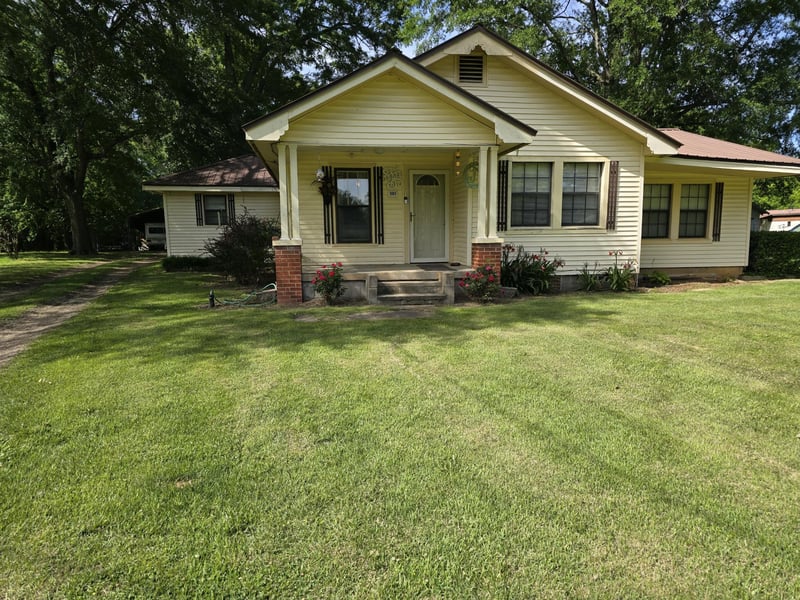 191 Moore St, Summerville, GA 30747