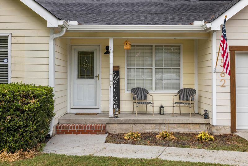 562 Round Pond Rd, La Fayette, GA 30728