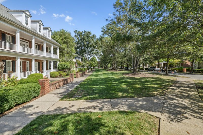206 Morning Mist Ln, Franklin, TN 37064
