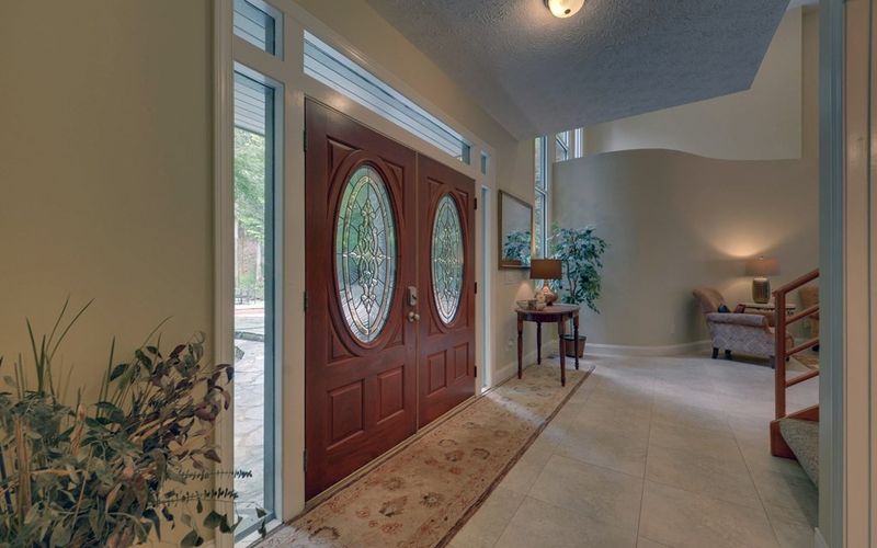 872 Delphi Woods Rd, Mc Caysville, GA 30555