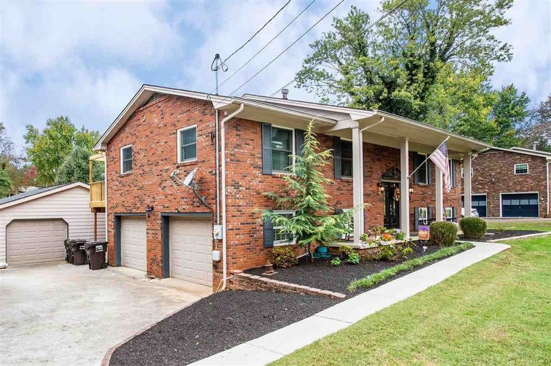929 Suwannee, Knoxville, TN 37923
