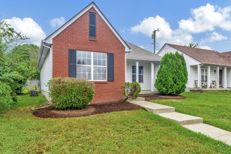 1107 Alexander Cir, Nashville, TN 37208
