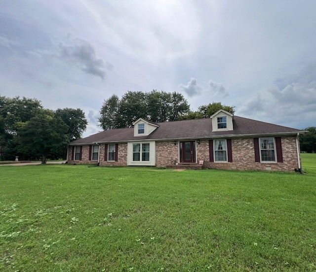 107 Brights Ln, Gallatin, TN 37066