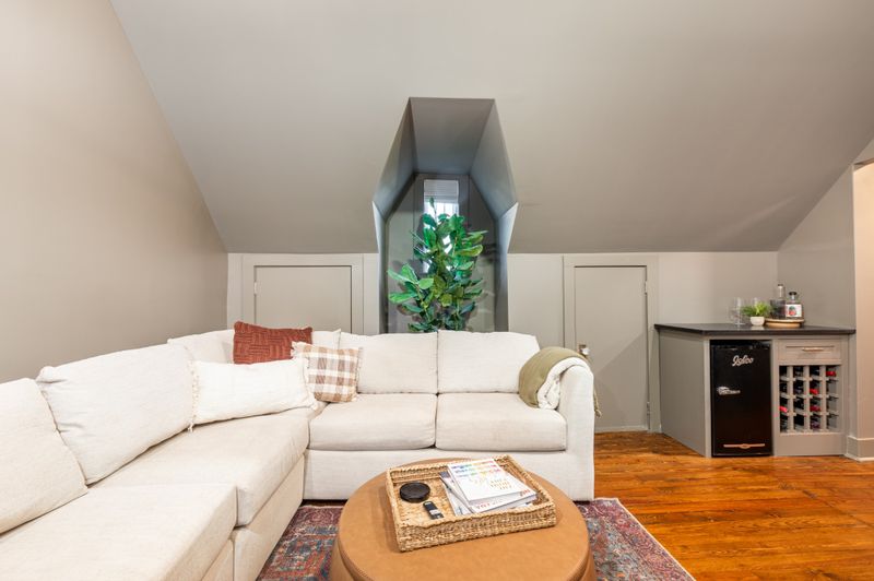 121 39th Ave N, Nashville, TN 37209
