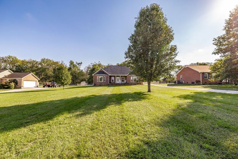 1066 Pinnacle Way, Castalian Springs, TN 37031