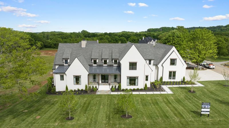 1900 Silver Fox Rd, Thompsons Station, TN 37179