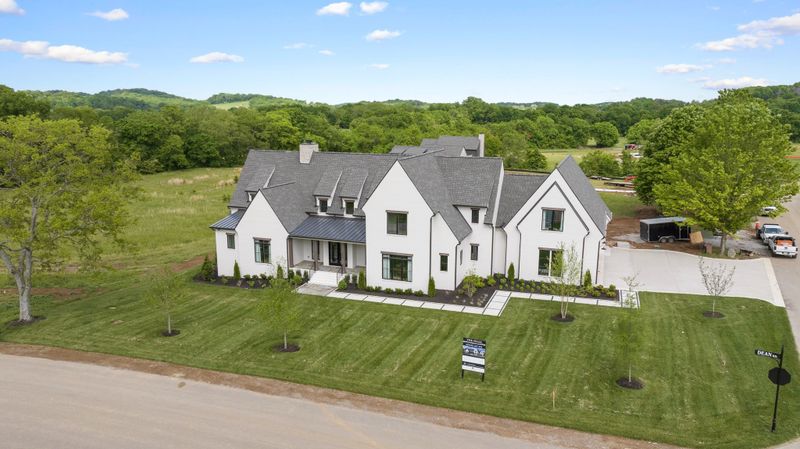 1900 Silver Fox Rd, Thompsons Station, TN 37179