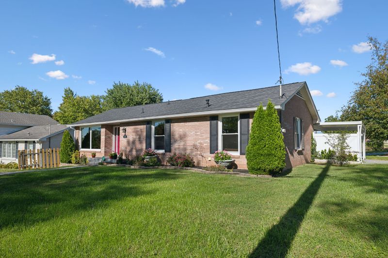 3674 Tampa Dr, Nashville, TN 37211