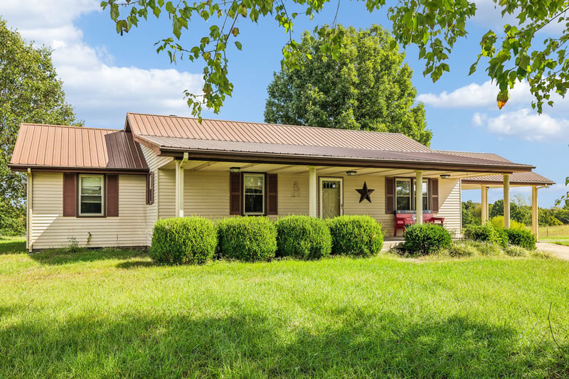 3460 Slayden Marion Rd, Cumberland Furnace, TN 37051
