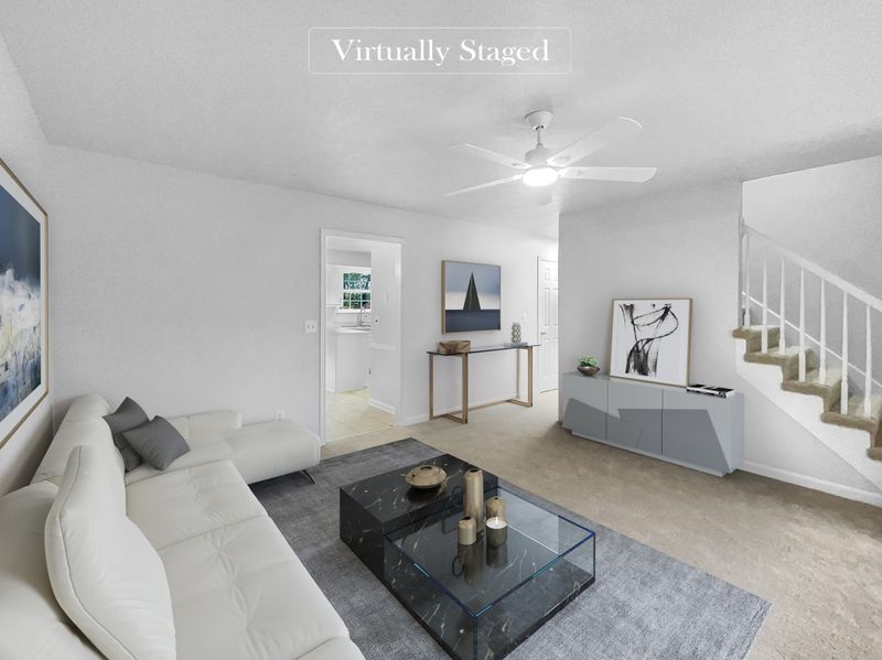 216 Royal Garden Dr, Murfreesboro, TN 37130