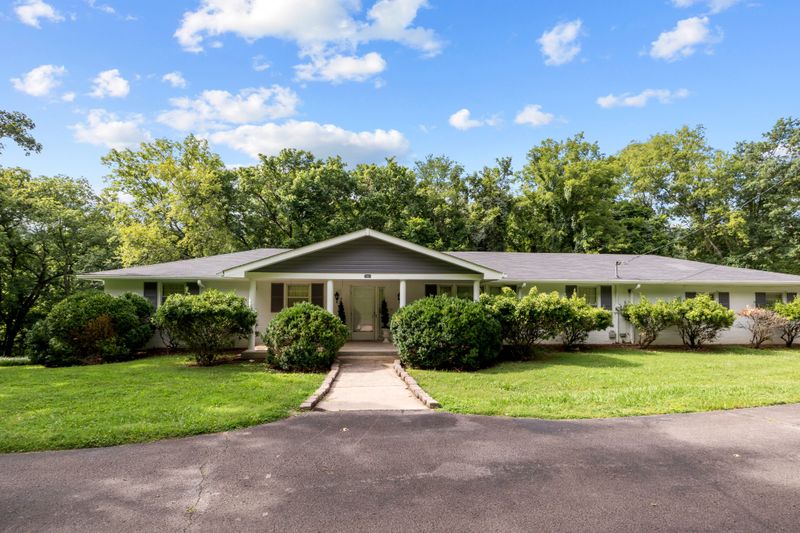 7865 Old Charlotte Pike, Nashville, TN 37209