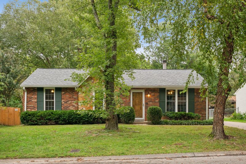 5109 Meta Ct, Nashville, TN 37211
