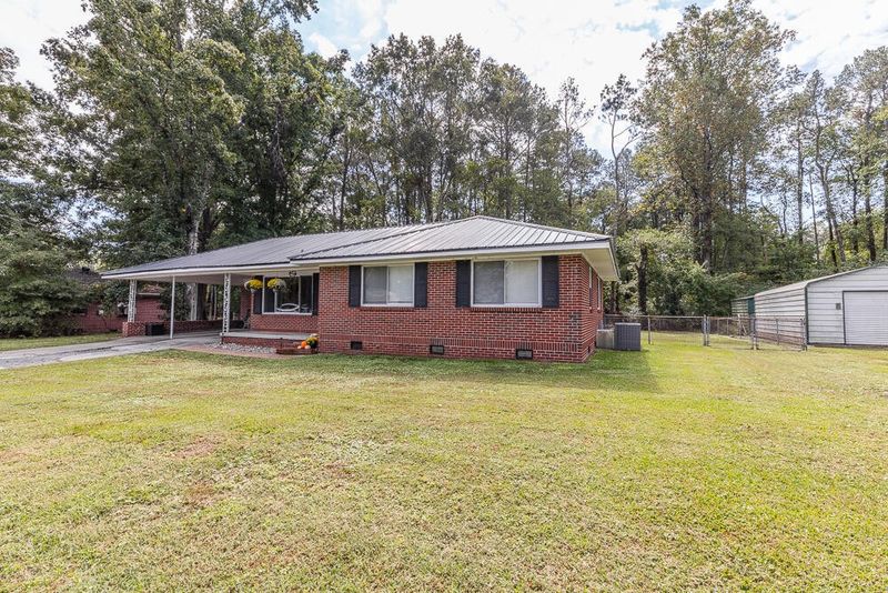 107 Pleasant Hill Dr, Dalton, GA 30721