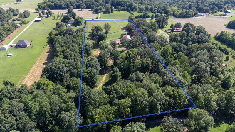 311 Womack Rd, Portland, TN 37148