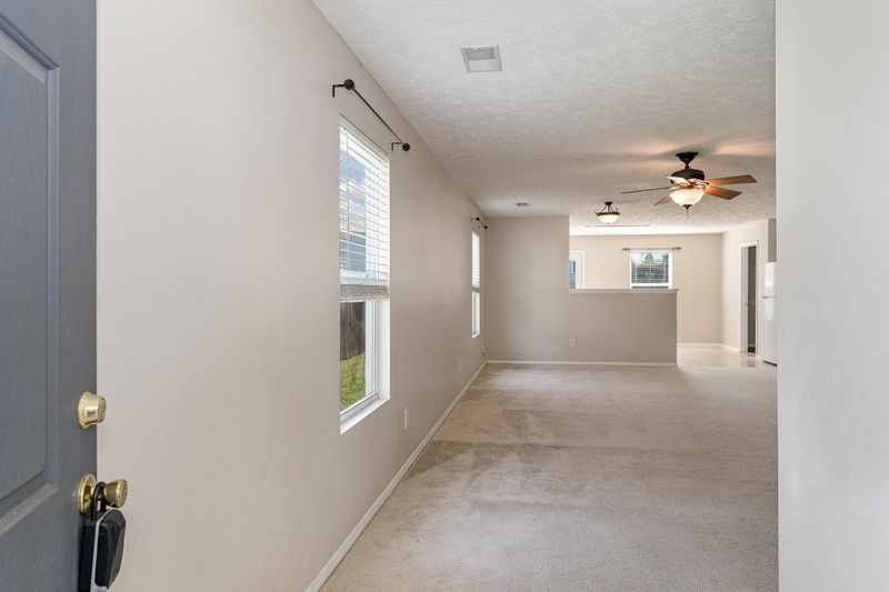 2738 Sutherland Dr, Thompsons Station, TN 37179
