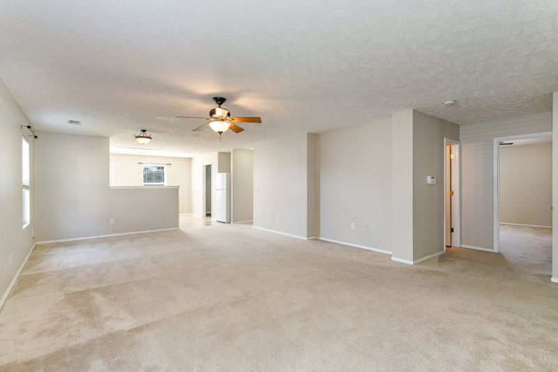 2738 Sutherland Dr, Thompsons Station, TN 37179