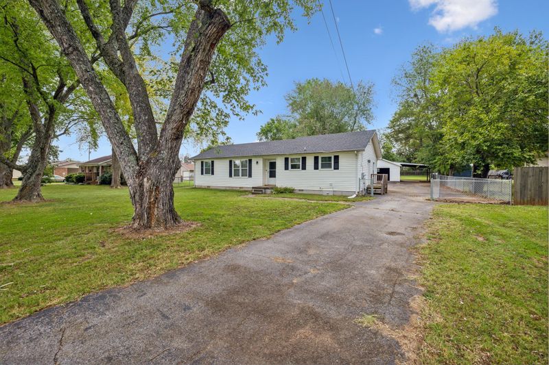 4148 Sulphur Springs Rd, Murfreesboro, TN 37129