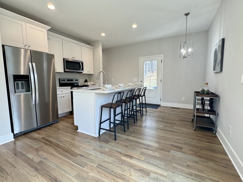 1228 Taylor Town Rd, White Bluff, TN 37187