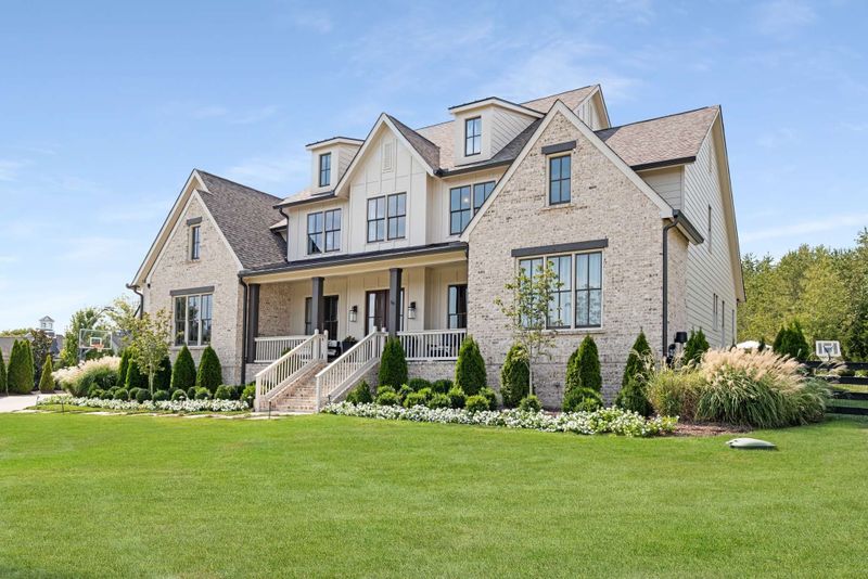 1052 Buena Vista Dr, Franklin, TN 37069