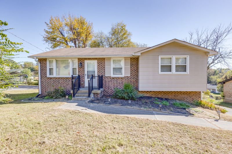 644 Hidden Hill Dr, Hermitage, TN 37076