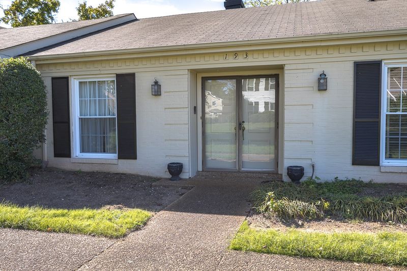 193 Boxwood Dr, Franklin, TN 37069