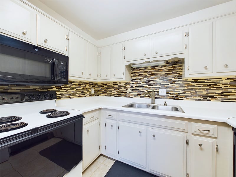 1011 Murfreesboro Rd #L4, Franklin, TN 37064
