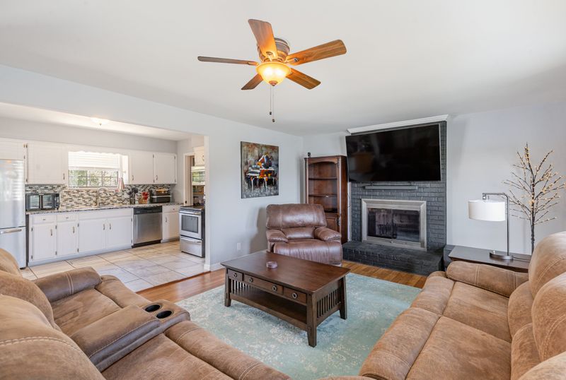 3037 Goodwin Dr, Nashville, TN 37217