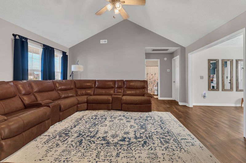 209 Oleander Ln, Murfreesboro, TN 37129