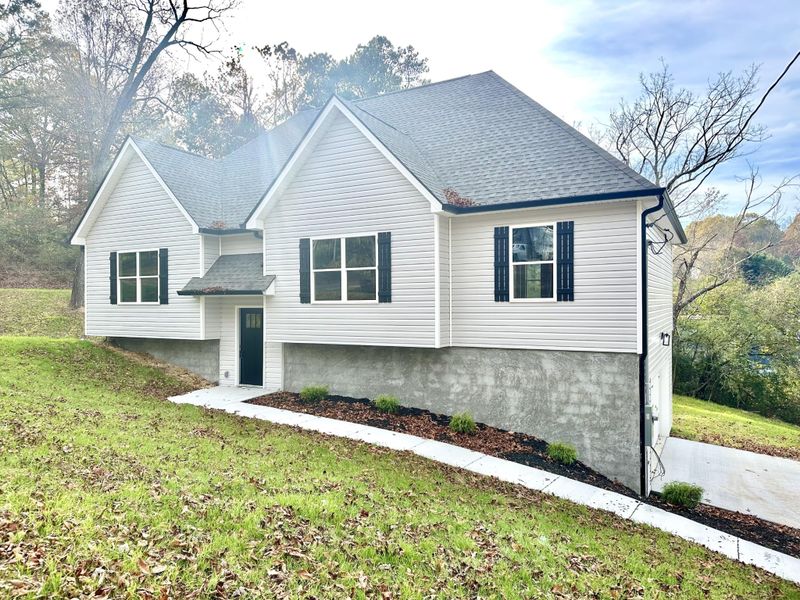 221 Lance Dr, Ringgold, GA 30736