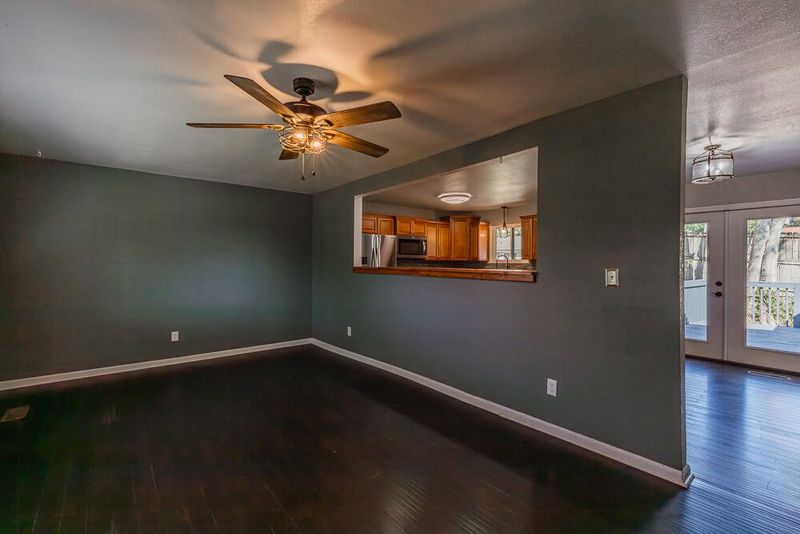 3 Shamrock Cir, Fort Oglethorpe, GA 30742