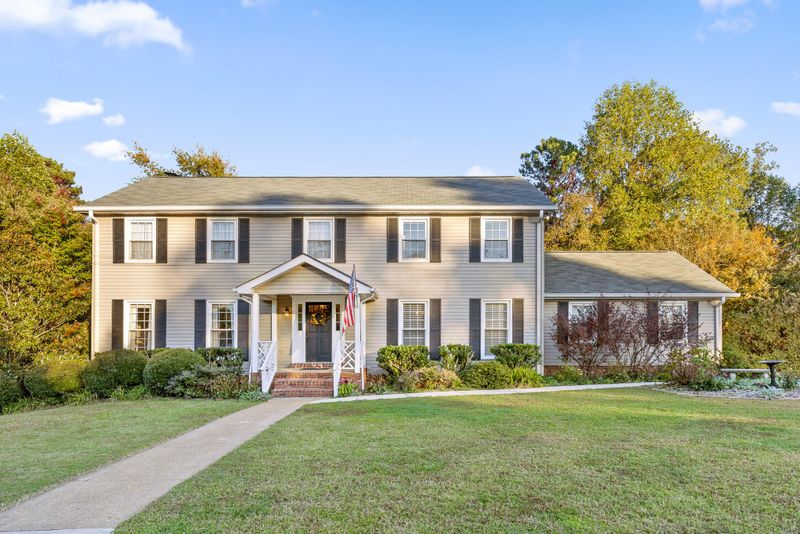 132 Whisperwood Ct, Ringgold, GA 30736