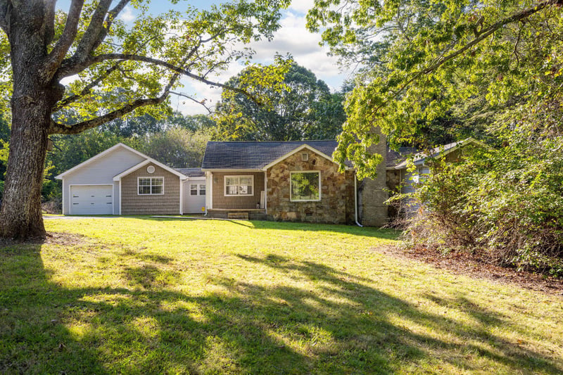 32 Craig Rd, Lookout Mountain, GA 30750