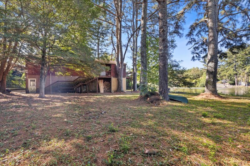 3631 Susan Ln, Tunnel Hill, GA 30755